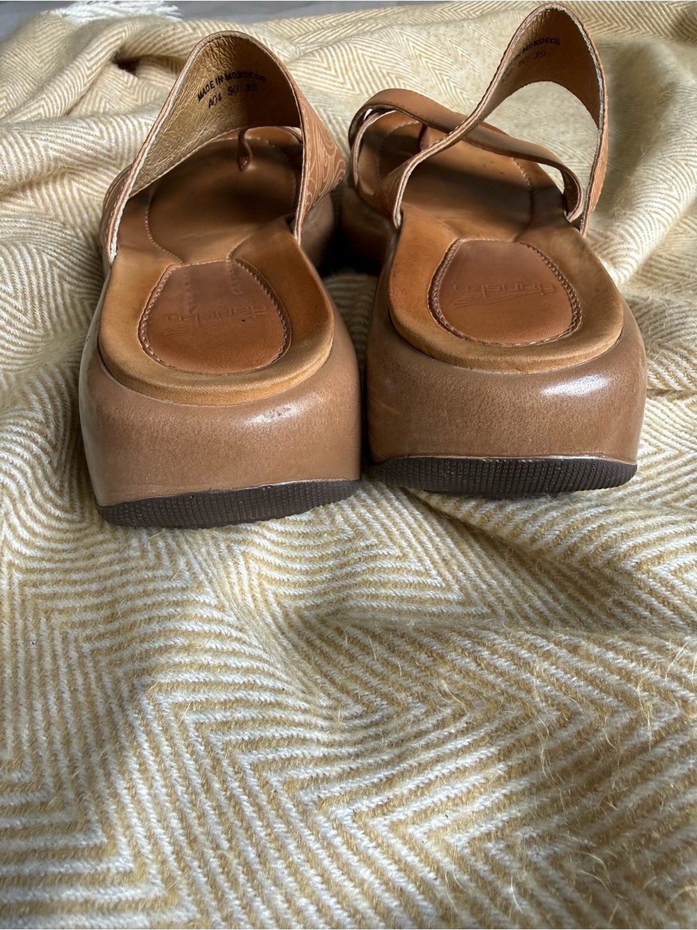 Dansko Tan Embossed Leather Toe-Loop Comfort Slide Sandals Size US 8.5-9 EU 39 - Picture 5 of 11